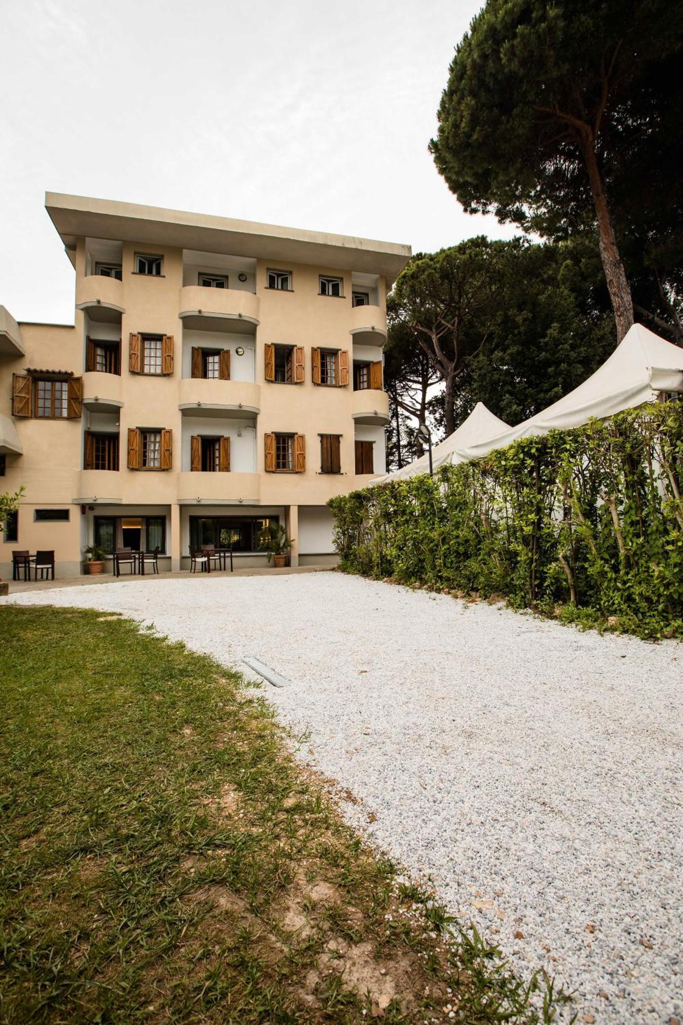 La Tavernetta Dei Ronchi Marina di Massa Bagian luar foto